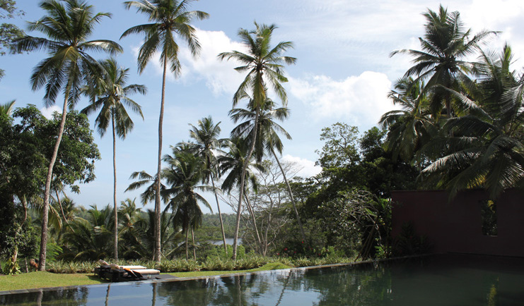 Kahanda Kanda Sri Lanka outdoor swimming pool sun loungers garden