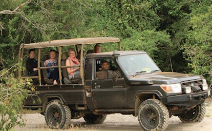 Noel Rodrigos Leopard Safari Sri Lanka jeep people enjoying safari