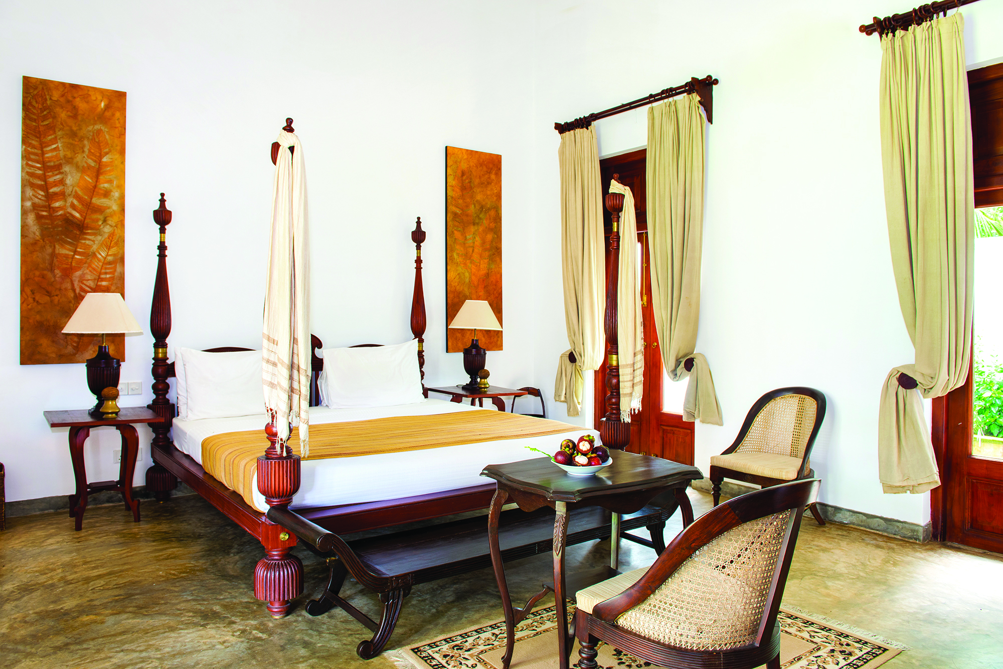Tamarind Hill Sri Lanka crayford room four poster bed grand traditional decor