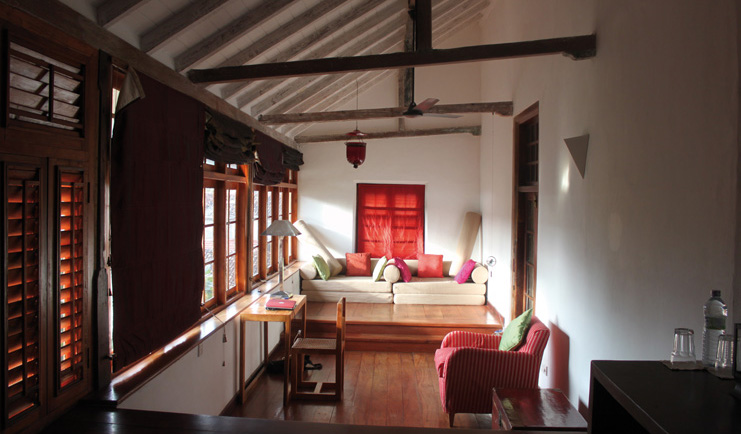 The Fort Printers headmaster bedroom bed canopy large living area