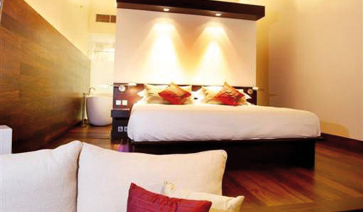The Fortress Sri Lanka open plan suite bedroom lounge area and bath