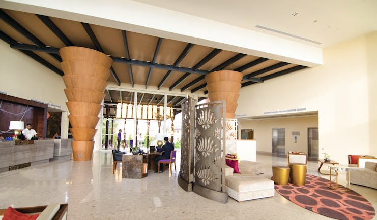 Heritance Negombo Sri Lanka lobby reception desk interesting architecture modern décor