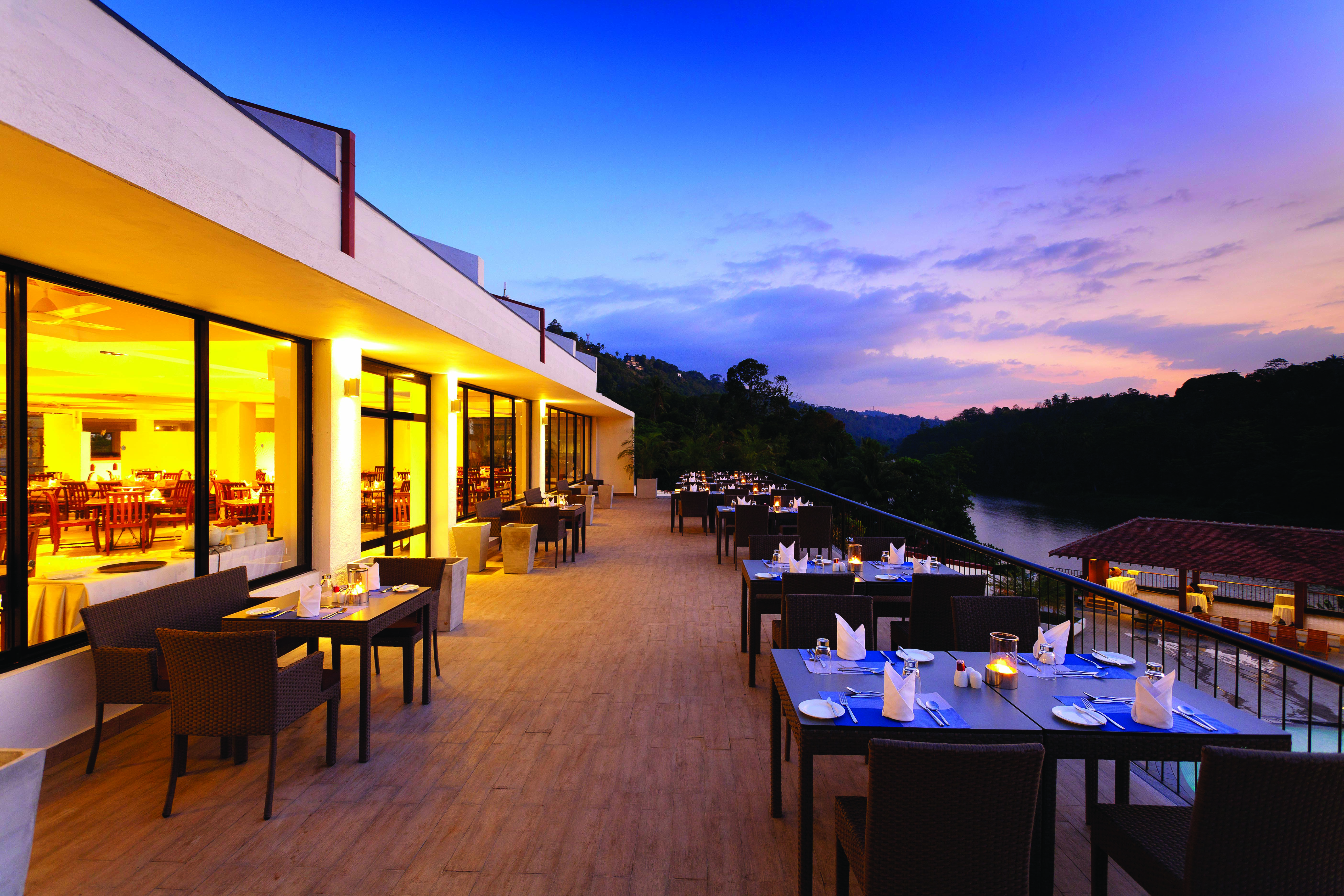 Cinnamon Citadel Sri Lanka dining terrace views of lake and countryside