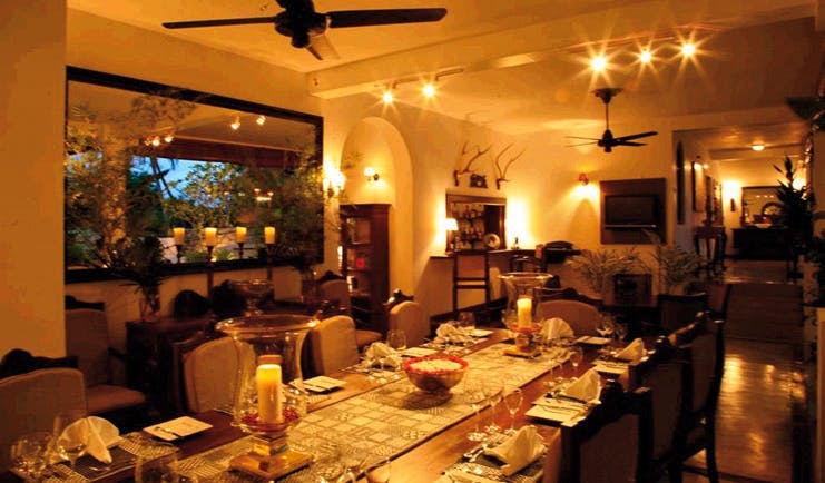 Clingendael Sri Lanka restaurant indoor dining area with candles 