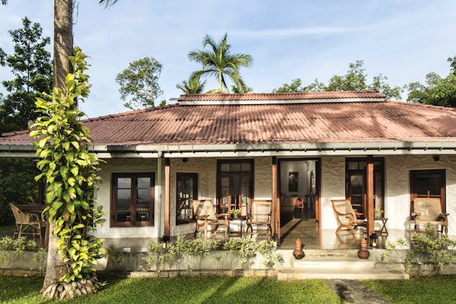 Rosyth Estate House Sri Lanka exterior hotel building veranda lawns trees