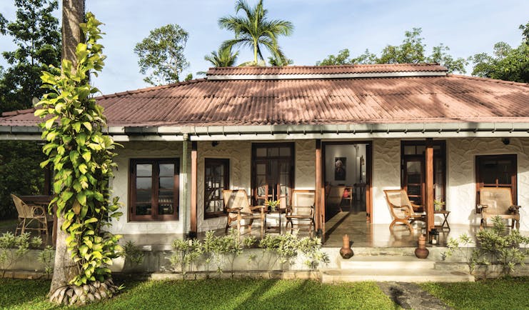 Rosyth Estate House Sri Lanka exterior hotel building veranda lawns trees